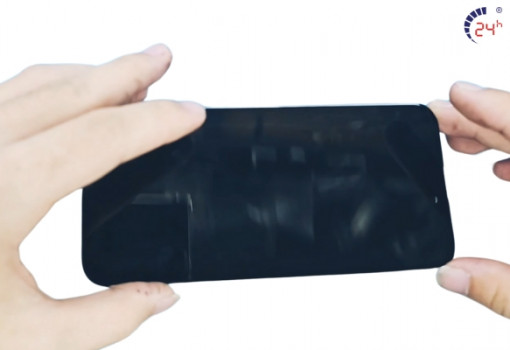 thay-mat-kinh-iphone-15-uy-tin (2).jpg